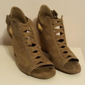 Taupe faux suede wedges